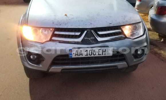 Buy Used Mitsubishi L200 Silver Car in Dakar in Dakar
