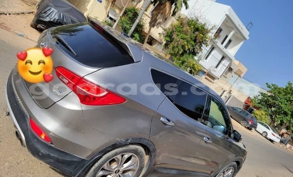 Buy Used Hyundai Santa Fe Silver Car in Dakar in Dakar Buy Used Hyundai Santa Fe Silver Car in Dakar in Dakar