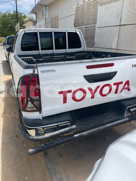 Big with watermark toyota hilux dakar dakar 20321