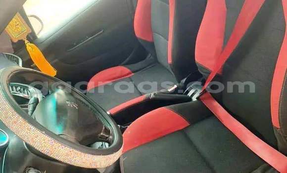 Acheter Occasion Voiture Peugeot 207 Rouge à Dakar, Dakar Acheter Occasion Voiture Peugeot 207 Rouge à Dakar, Dakar