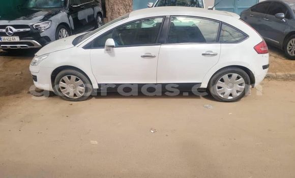 Acheter Occasion Voiture Citroen C4 Blanc à Dakar, Dakar Acheter Occasion Voiture Citroen C4 Blanc à Dakar, Dakar