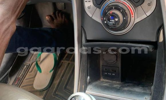 Acheter Occasion Voiture Hyundai Elantra Blanc à Dakar, Dakar Acheter Occasion Voiture Hyundai Elantra Blanc à Dakar, Dakar