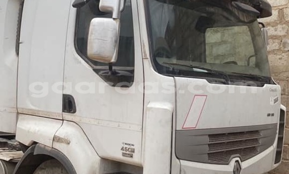 Dieundeu Occasion Renault Dokker White Auto in Dakar in Dakar Dieundeu Occasion Renault Dokker White Auto in Dakar in Dakar