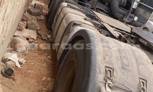 Dieundeu Occasion Renault Dokker White Auto in Dakar in Dakar Dieundeu Occasion Renault Dokker White Auto in Dakar in Dakar