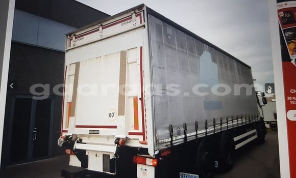 Dieundeu Occasion Renault Tracer White 4x4 in Dakar in Dakar Dieundeu Occasion Renault Tracer White 4x4 in Dakar in Dakar