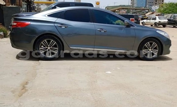 Dieundeu Occasion Hyundai Grandeur Black Auto in Dakar in Dakar Dieundeu Occasion Hyundai Grandeur Black Auto in Dakar in Dakar