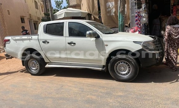 Dieundeu Occasion Mitsubishi Lancer White Auto in Dakar in Dakar Dieundeu Occasion Mitsubishi Lancer White Auto in Dakar in Dakar