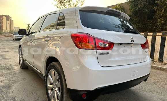 Dieundeu Occasion Mitsubishi RVR White Auto in Dakar in Dakar Dieundeu Occasion Mitsubishi RVR White Auto in Dakar in Dakar