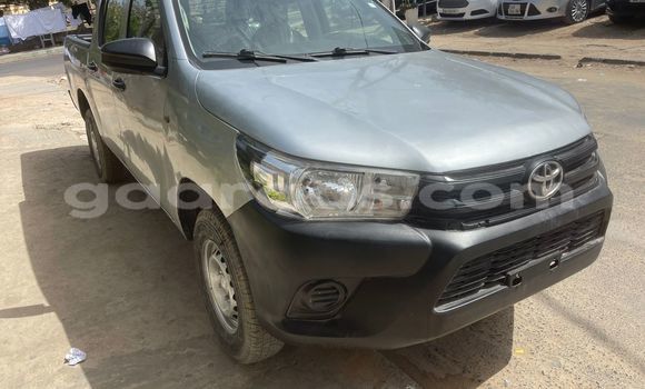 Dieundeu Occasion Toyota Hilux Silver Auto in Dakar in Dakar Dieundeu Occasion Toyota Hilux Silver Auto in Dakar in Dakar