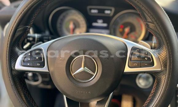 Buy Used Mercedes‒Benz GLA-klasse White Car in Dakar in Dakar Buy Used Mercedes‒Benz GLA-klasse White Car in Dakar in Dakar