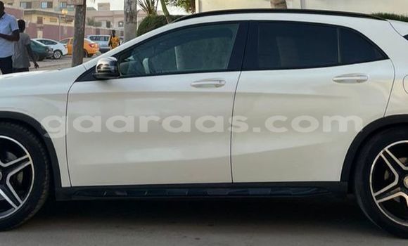 Buy Used Mercedes‒Benz GLA-klasse White Car in Dakar in Dakar Buy Used Mercedes‒Benz GLA-klasse White Car in Dakar in Dakar