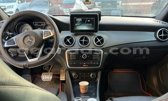 Buy Used Mercedes‒Benz GLA-klasse White Car in Dakar in Dakar Buy Used Mercedes‒Benz GLA-klasse White Car in Dakar in Dakar