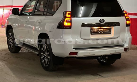 Buy Used Toyota Prado White Car in Dakar in Dakar Buy Used Toyota Prado White Car in Dakar in Dakar
