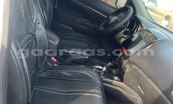 Buy Used Mitsubishi RVR White Car in Dakar in Dakar Buy Used Mitsubishi RVR White Car in Dakar in Dakar