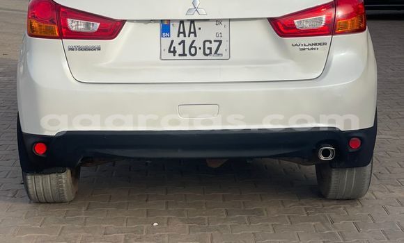 Buy Used Mitsubishi RVR White Car in Dakar in Dakar Buy Used Mitsubishi RVR White Car in Dakar in Dakar