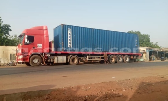 Acheter Occasion Voiture Renault 10 Rouge à Dakar, Dakar Acheter Occasion Voiture Renault 10 Rouge à Dakar, Dakar
