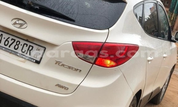 Buy Used Hyundai Tucson White Car in Dakar in Dakar Buy Used Hyundai Tucson White Car in Dakar in Dakar
