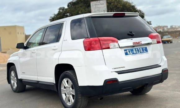 Dieundeu Occasion GMC Terrain White Auto in Dakar in Dakar Dieundeu Occasion GMC Terrain White Auto in Dakar in Dakar