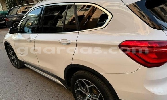 Buy Used BMW X1 White Car in Dakar in Dakar Buy Used BMW X1 White Car in Dakar in Dakar
