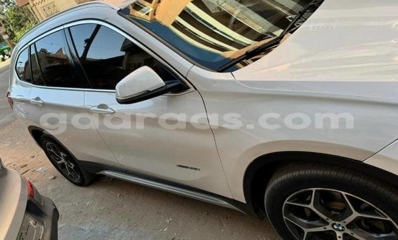 Buy Used BMW X1 White Car in Dakar in Dakar Buy Used BMW X1 White Car in Dakar in Dakar