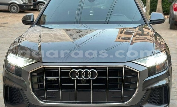 Dieundeu Occasion Audi Q8 Silver Auto in Dakar in Dakar