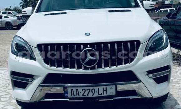 Dieundeu Occasion Mercedes‒Benz ML–Class White Auto in Dakar in Dakar Dieundeu Occasion Mercedes‒Benz ML–Class White Auto in Dakar in Dakar