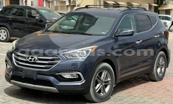 Buy Used Hyundai Tucson Silver Car in Dakar in Dakar Buy Used Hyundai Tucson Silver Car in Dakar in Dakar