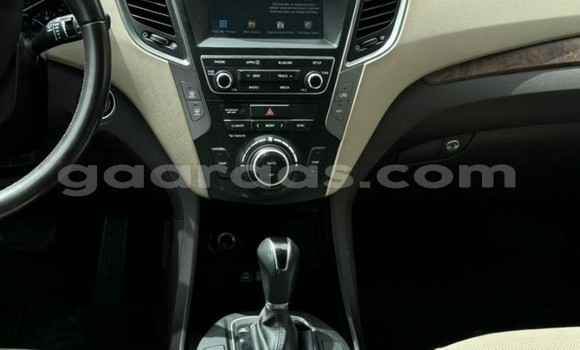 Buy Used Hyundai Tucson Silver Car in Dakar in Dakar Buy Used Hyundai Tucson Silver Car in Dakar in Dakar