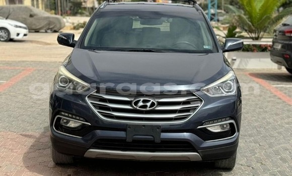 Buy Used Hyundai Tucson Silver Car in Dakar in Dakar Buy Used Hyundai Tucson Silver Car in Dakar in Dakar