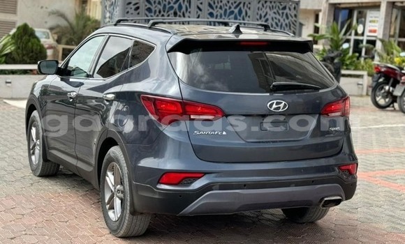 Buy Used Hyundai Tucson Silver Car in Dakar in Dakar Buy Used Hyundai Tucson Silver Car in Dakar in Dakar