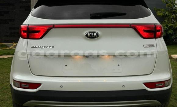 Acheter Occasion Voiture Kia Sportage Blanc à Dakar, Dakar Acheter Occasion Voiture Kia Sportage Blanc à Dakar, Dakar