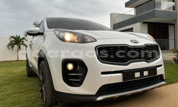 Acheter Occasion Voiture Kia Sportage Blanc à Dakar, Dakar Acheter Occasion Voiture Kia Sportage Blanc à Dakar, Dakar
