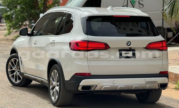 Acheter Occasion Voiture BMW X5 Blanc à Dakar, Dakar Acheter Occasion Voiture BMW X5 Blanc à Dakar, Dakar