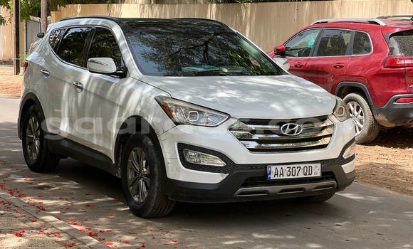 Buy Used Hyundai Santa Fe White Car in Dakar in Dakar Buy Used Hyundai Santa Fe White Car in Dakar in Dakar