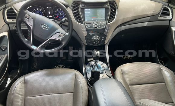 Buy Used Hyundai Santa Fe White Car in Dakar in Dakar Buy Used Hyundai Santa Fe White Car in Dakar in Dakar