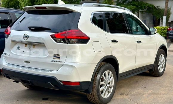 Buy Used Nissan Rogue White Car in Dakar in Dakar Buy Used Nissan Rogue White Car in Dakar in Dakar