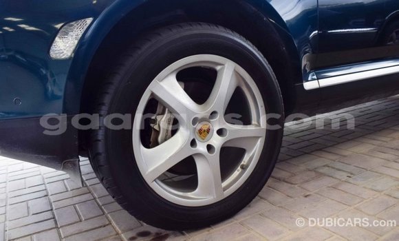 Acheter Import Voiture Porsche Cayenne Vert à Import - Dubai, Dakar