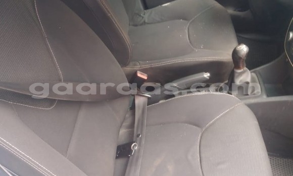 Acheter Occasion Voiture Renault Clio Bleu à Dakar, Dakar Acheter Occasion Voiture Renault Clio Bleu à Dakar, Dakar