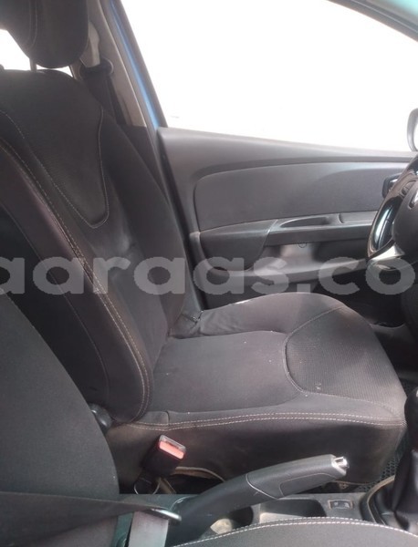 Big with watermark renault clio dakar dakar 20712