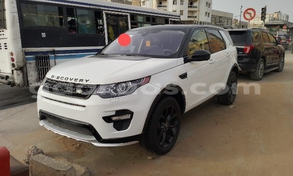 Dieundeu Occasion Land Rover Discovery Sport White Auto in Dakar in Dakar Dieundeu Occasion Land Rover Discovery Sport White Auto in Dakar in Dakar