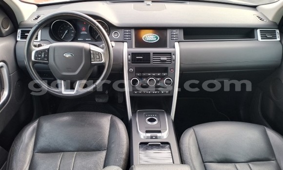 Dieundeu Occasion Land Rover Discovery Sport White Auto in Dakar in Dakar Dieundeu Occasion Land Rover Discovery Sport White Auto in Dakar in Dakar