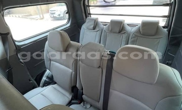 Buy Used Hyundai Starex Silver Car in Dakar in Dakar Buy Used Hyundai Starex Silver Car in Dakar in Dakar