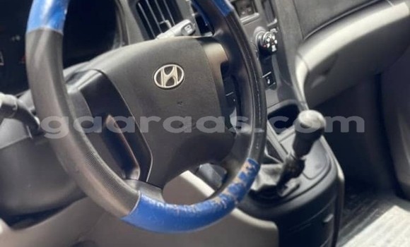 Buy Used Hyundai Starex Silver Car in Dakar in Dakar Buy Used Hyundai Starex Silver Car in Dakar in Dakar