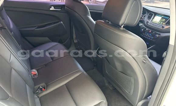 Acheter Occasion Voiture Hyundai Tucson Blanc à Dakar, Dakar Acheter Occasion Voiture Hyundai Tucson Blanc à Dakar, Dakar