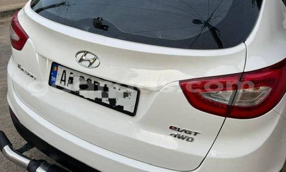 Dieundeu Occasion Hyundai Tucson White Auto in Dakar in Dakar Dieundeu Occasion Hyundai Tucson White Auto in Dakar in Dakar