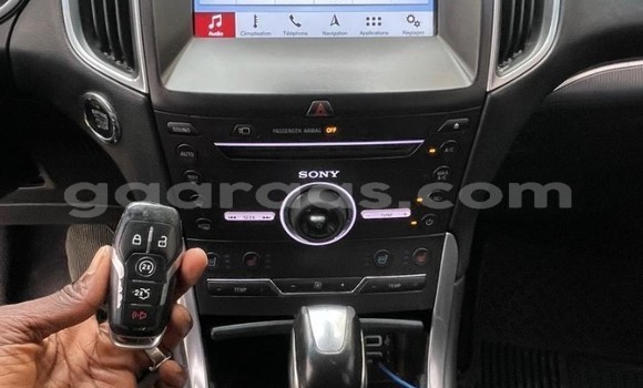 Acheter Occasion Voiture Ford Edge Gris à Dakar, Dakar Acheter Occasion Voiture Ford Edge Gris à Dakar, Dakar