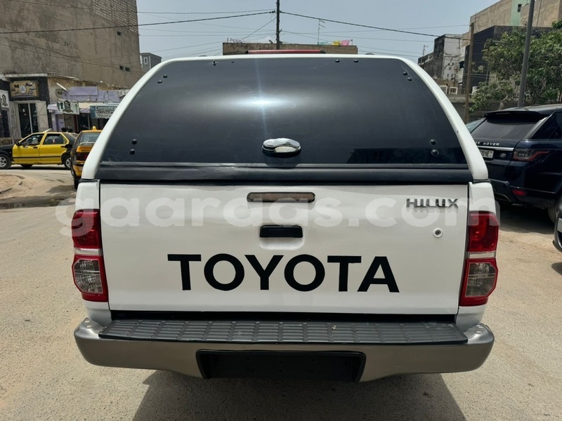 Big with watermark toyota hilux dakar dakar 20825