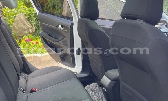 Acheter Occasion Voiture Peugeot 308 Blanc à Dakar, Dakar Acheter Occasion Voiture Peugeot 308 Blanc à Dakar, Dakar