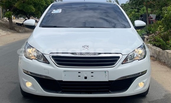 Acheter Occasion Voiture Peugeot 308 Blanc à Dakar, Dakar Acheter Occasion Voiture Peugeot 308 Blanc à Dakar, Dakar