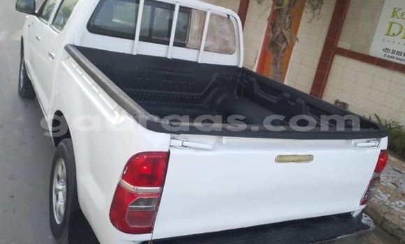 Acheter Occasion Voiture Toyota Hilux Blanc à Dakar, Dakar Acheter Occasion Voiture Toyota Hilux Blanc à Dakar, Dakar